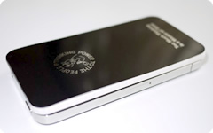 �X�}�[�g�t�H����TSUBAME SmartPad 64���d�˂�